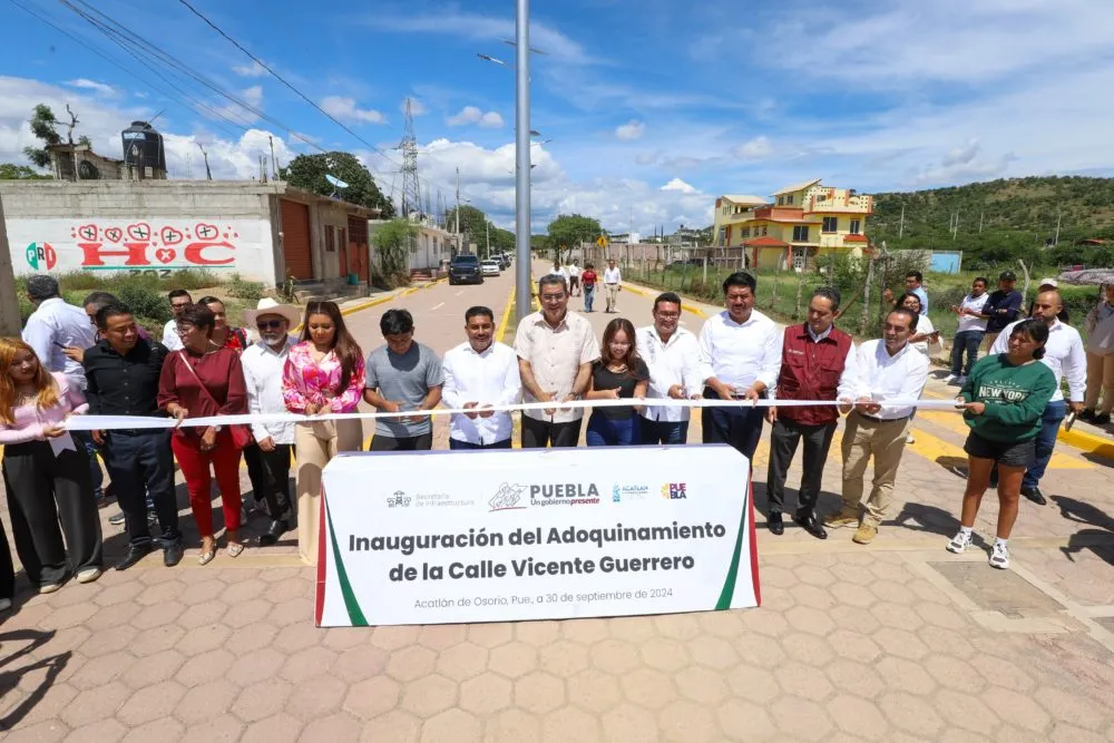 Sergio Salomón Céspedes promueve igualdad y desarrollo Acatlán de Osorio mediante inauguración escolar
