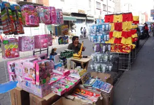 Segob buscará acuerdo para erradicar venta de artículos de contrabando