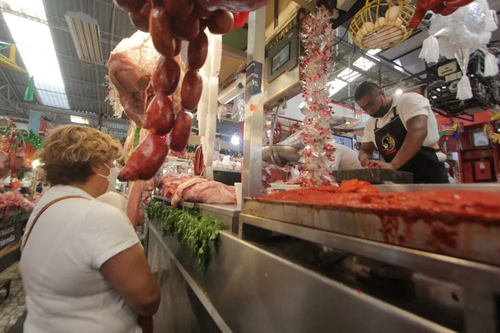 Abusan con los precios de la carne en Puebla