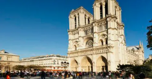 Tiroteo en la catedral de Notre Dame