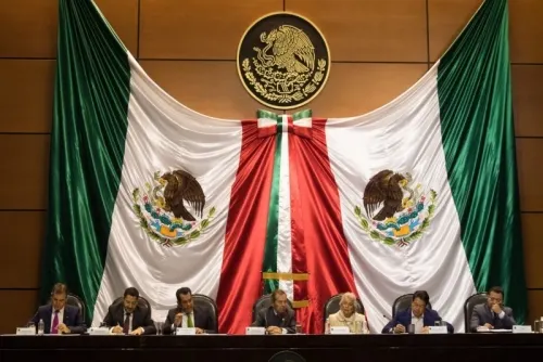 Avala TEPJF quintetas para elección de consejeros electorales