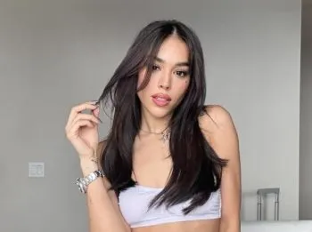 Danna Paola genera controversia al expresar que prefiere a España por encima de México