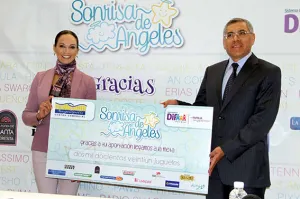 SMDIF recibe 2 mil 221 juguetes a través de la campaña Sonrisa de Ángeles