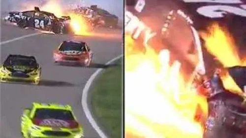 Accidente en cadena envuelto en llamas en la NASCAR