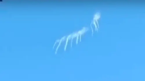 Avión de combate lanza bengalas a aeronave civil por violar espacio aéreo durante mitin de Trump