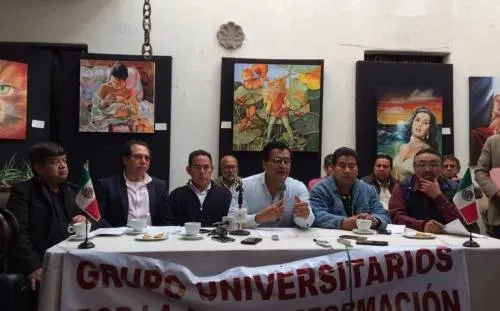 Respalda grupo de maestros a Barbosa para que sea el candidato a la gubernatura de Puebla