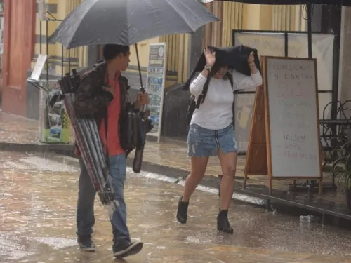 Prevén tormentas fuertes y granizo en siete estados del país