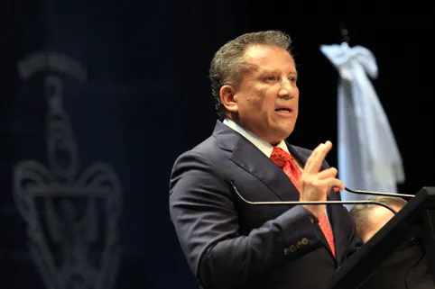 Enrique Agüera reitera su compromiso con la BUAP y la sociedad en su informe