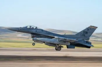 España cierra su espacio aéreo a los vuelos militares de EE.UU. vinculados a la ofensiva contra Irán