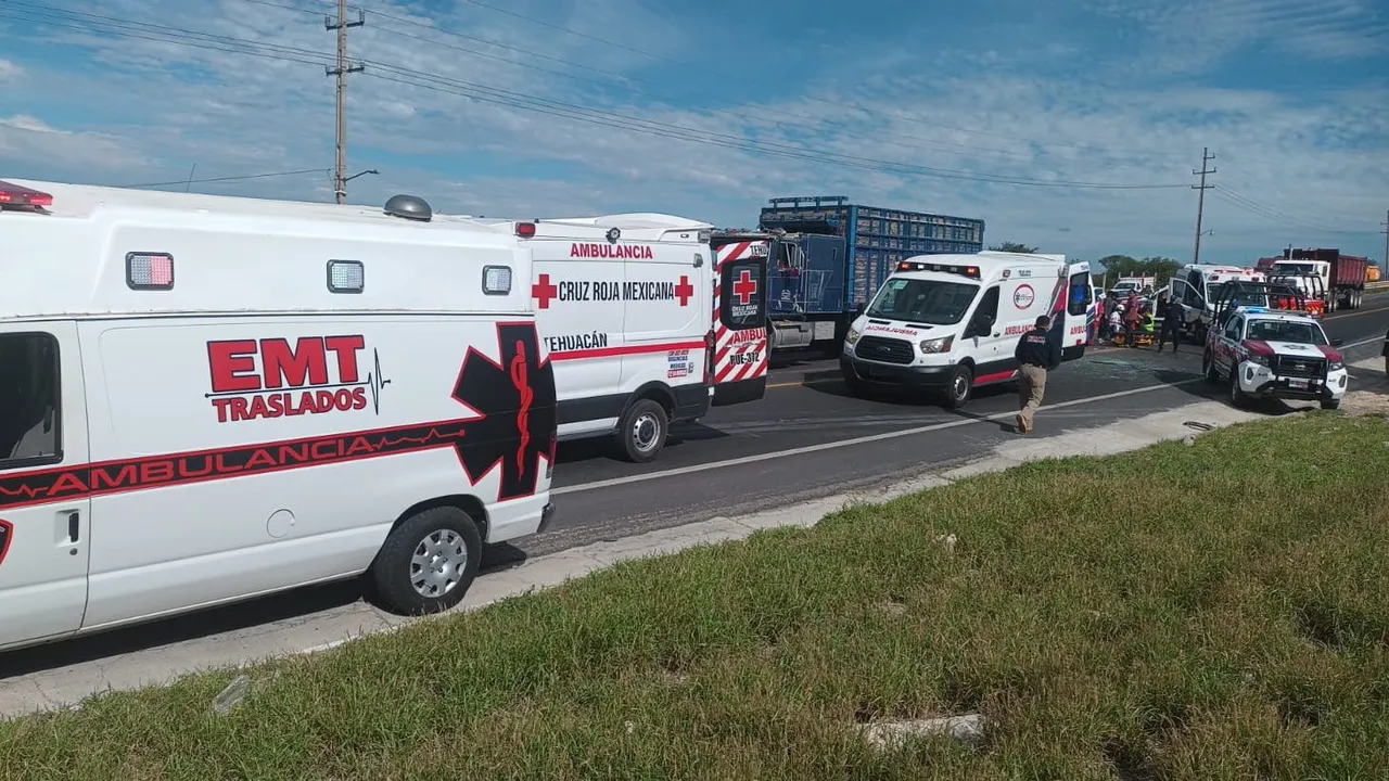 Accidente Federal A Tehuacan Santiago Miahuatlan