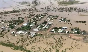 Por las inundaciones en Australia, el estado de Queensland evacuó a casi un centenar de personas