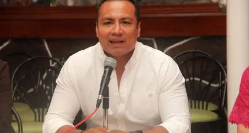 Por el acoso a su ex pareja, colocan brazalete electrónico a diputado en Atlixco