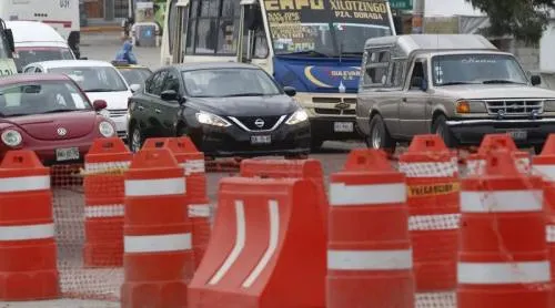 Anuncian cierres de calles y reducción de carriles para este lunes