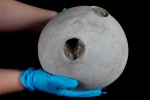Restauran vasijas funerarias de más de 600 años