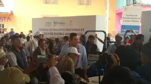 Estado reconstruirá 2 carreteras en Naupan, anuncia RMV