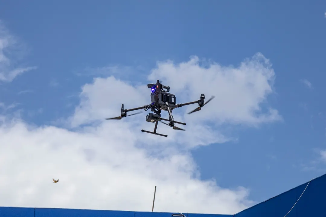 Pepe Chedraui supervisa uso de drones para reforzar videovigilancia en Puebla