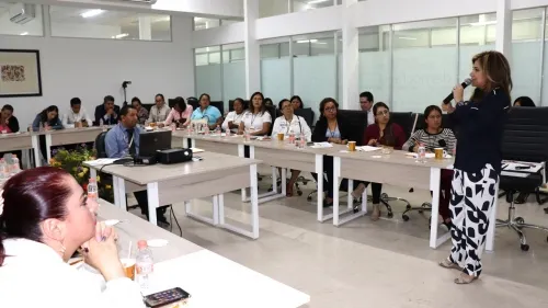 Imparte IEE capacitación sobre violencia política  contra las mujeres a partido Compromiso por Puebl