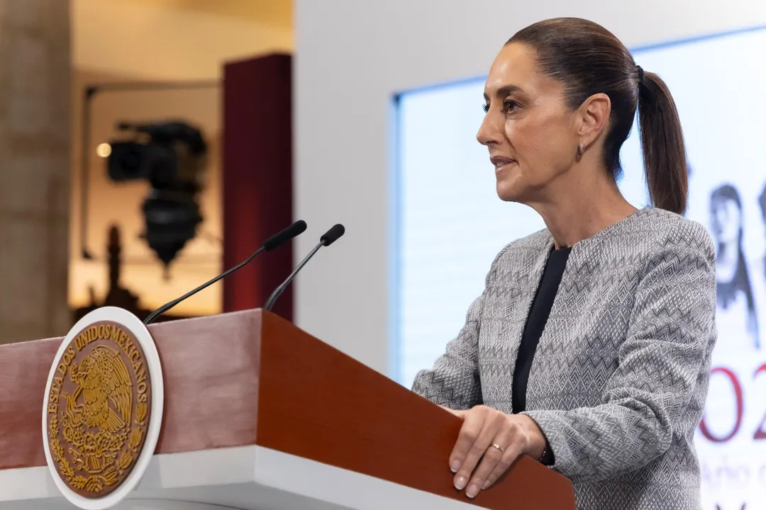 Sheinbaum anuncia cambios en reforma de telecomunicaciones; prioriza radios comunitarias y participación ciudadana