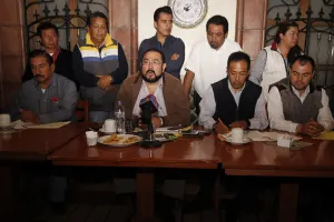 Arrogancia de edil Texmelucan, sume al municipio en crisis, acusan