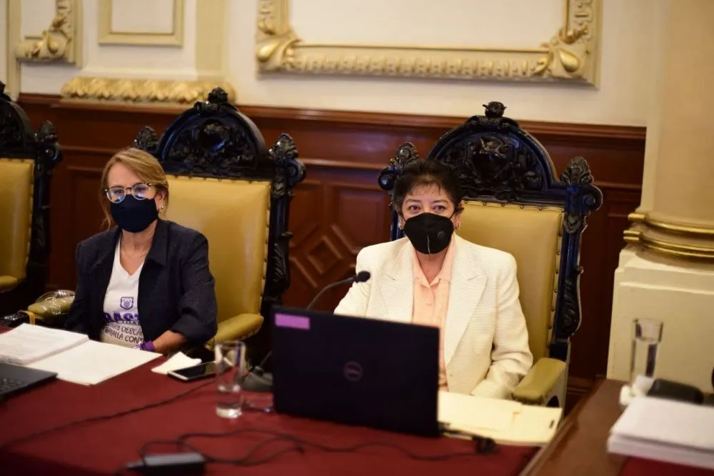 Cabildo Poblano sesiona para prevenir y erradicar la violencia de género 