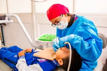 Ofrece SMDIF servicios dentales para niñas y niños de Puebla capital