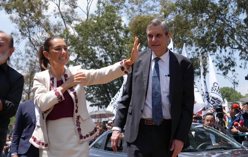 claudia-sheinbaum-recibe-constancia-de-mayoria