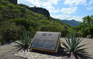 Celebran aniversario de cuevas Yagul y Mitla como Patrimonio Mundial