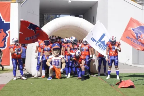 Artilleros listos para la batalla contra Pioneros