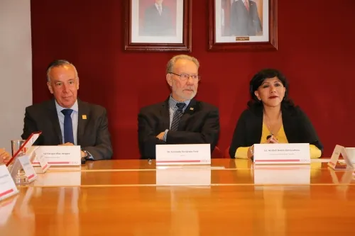 Genera Ibero Puebla nueva sinergia, firma convenio con ayuntamiento de Tlaxcala