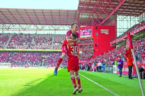 Toluca golea a Monterrey y tiene posibilidades de clasificar