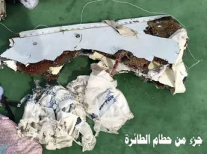 Análisis forense sugiere que avión egipcio habría estallado
