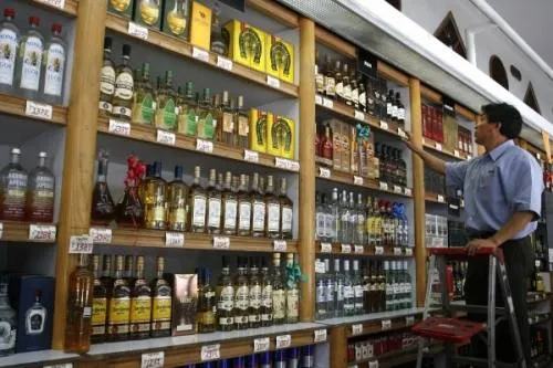 17 negocios incumplieron con nuevo horario de venta de alcohol: Banck