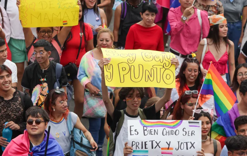 Marcha del orgullo LGBT+ en Puebla 2024: celebración multicolor y llamado a la igualdad