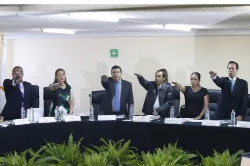 IEE pide a partidos y candidatos respetar ley electoral para una elección limpia