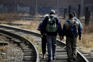 Indocumentados son víctimas de abuso de poder