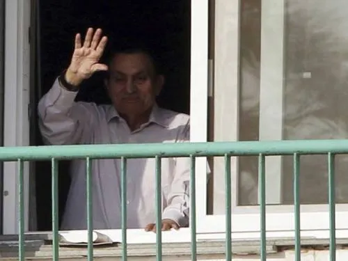 Liberan al expresidente Mubarak a seis años de la revolución egipcia