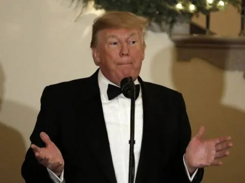 Trump está “a semanas” de presentar su renuncia, según la MSNBC
