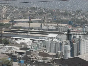 Actividad industrial de México liga cuatro meses al alza
