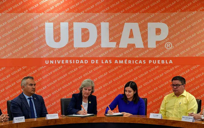 iee-puebla-udlap-convenio