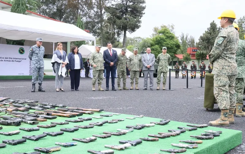 destruccion-armas-ejercito-pue