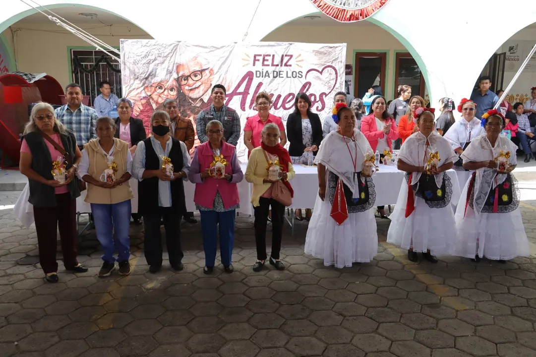 Día de los Abuelos en San Lorenzo Almecatla
