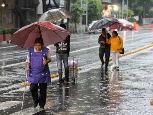 ¡No olvides el paraguas! Prevén tormentas para este viernes