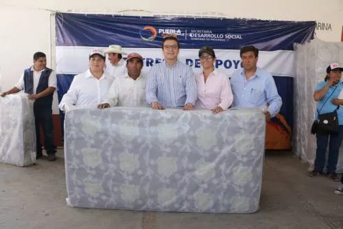 Gobierno entrega apoyos a afectados por lluvias en Santa Catarina Los Reyes