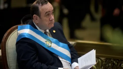 Gobierno de Guatemala rompe relaciones con Venezuela