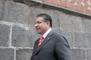 Inicia Doger recorridos en hospitales IMSS; San José, el siguiente en la mira