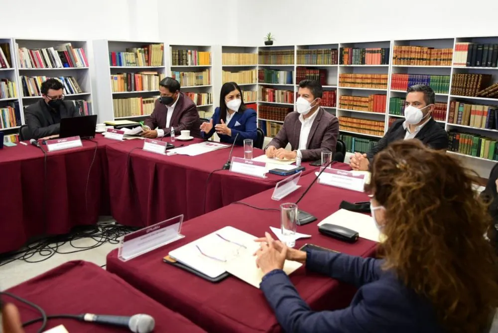Servicios públicos y obra se garantizan en transición de gobierno: Claudia Rivera Vivanco