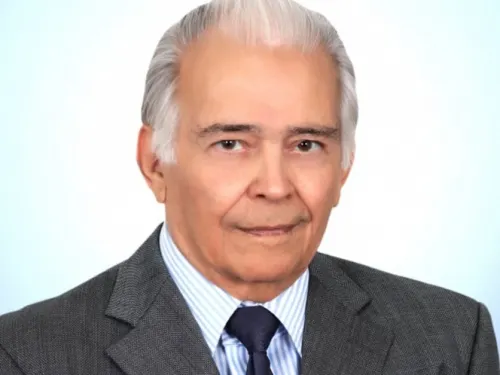 Muere doctor mexicano que colaboró en misión Apolo 8