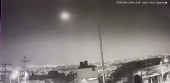 ¿Cayó un meteorito en CDMX? Reportan estruendo y destello en la madrugada