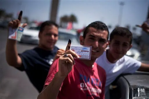 Disturbios en Libia marcan las primeras elecciones libres en 60 años