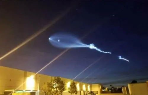 Aparecen misteriosas luces en el cielo de Rusia